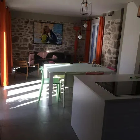 Villa Une Charmante Maison A 5 Minutes A Pieds Des Plages *