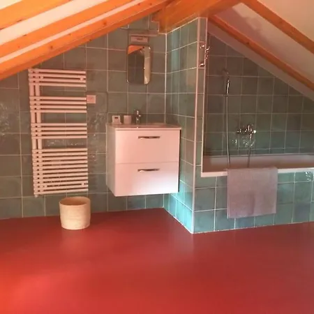 Une Charmante Maison A 5 Minutes A Pieds Des Plages Villa *